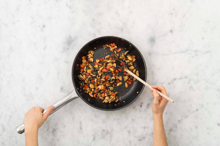 Champignons en paprika bakken