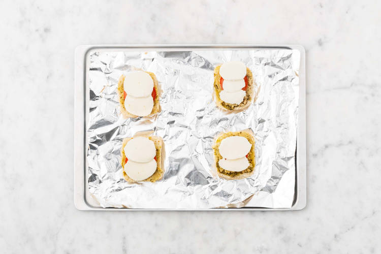 Assembler et faire griller les sandwichs