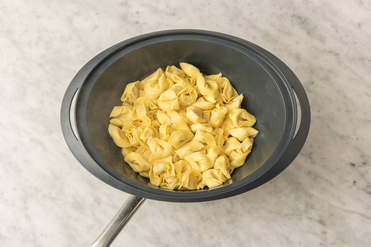 Tortellini kochen