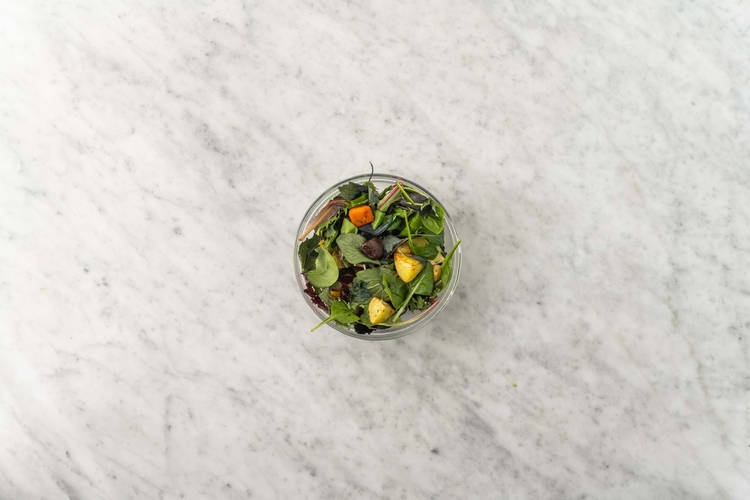 Lav rodfrugtsalat