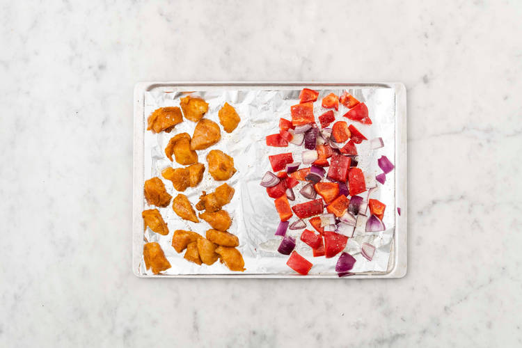 Faire rôtir le poulet et les légumes