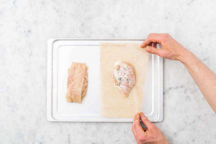 Enfourner le poulet