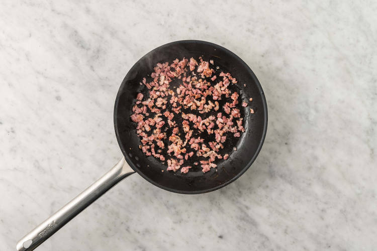 Cuocere il guanciale