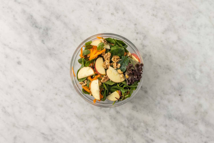 Förbered äppelsallad