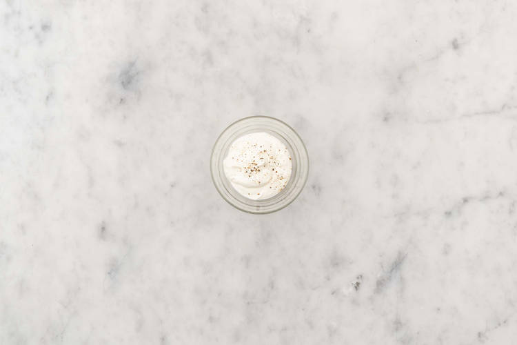 Préparer la sauce à l'ail