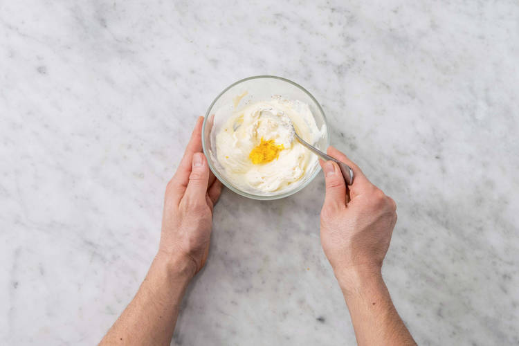 Dip & Salat fertigstellen