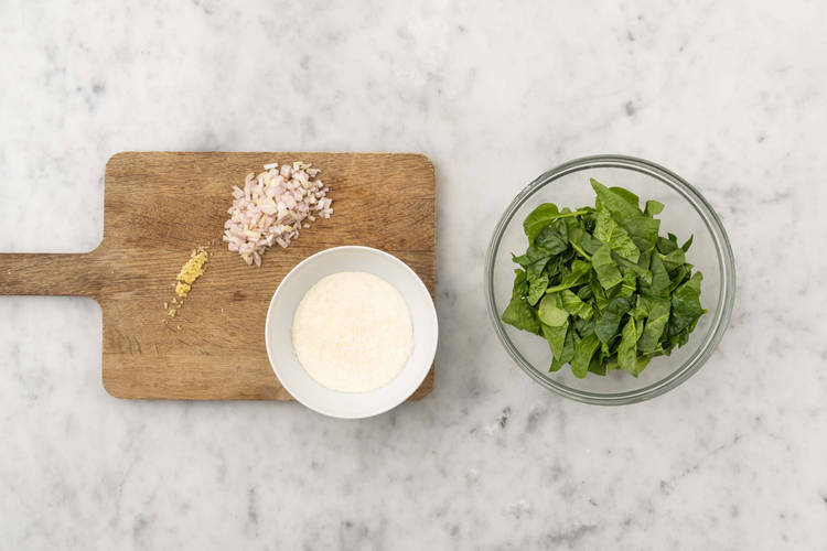 Préparer les légumes et la sauce