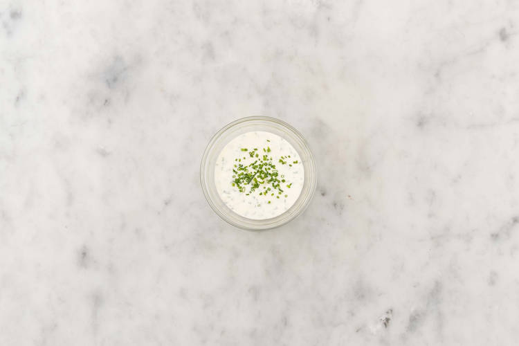 Préparer et faire la sauce ranch