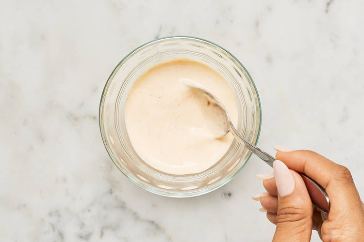Pickle Onion & Mix Crema