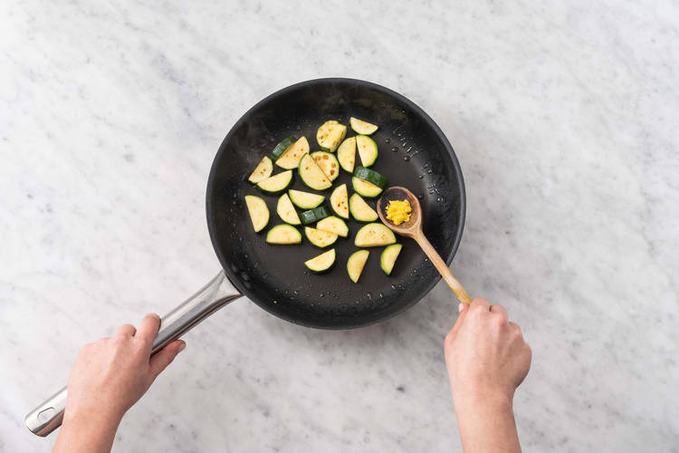 Faire cuire les courgettes