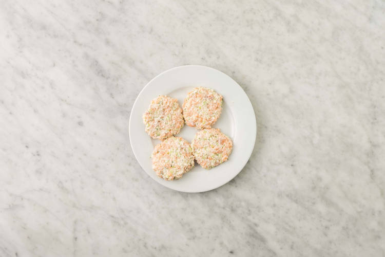 Form salmon cakes