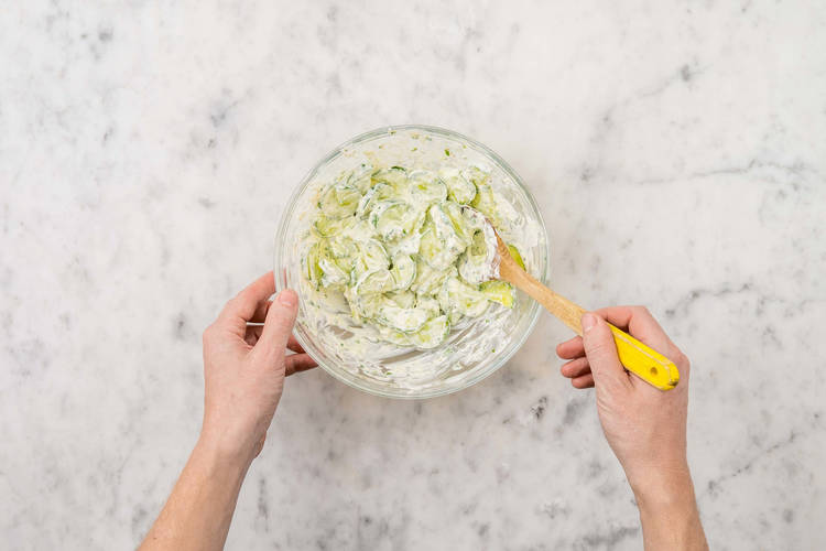 Salat zubereiten