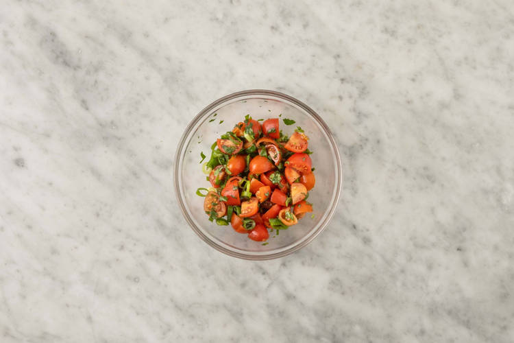 Préparer la salsa fresca