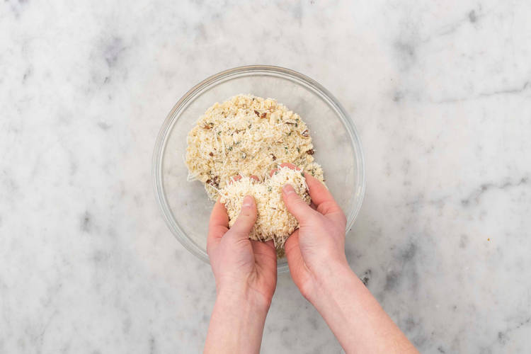 Préparer le crumble