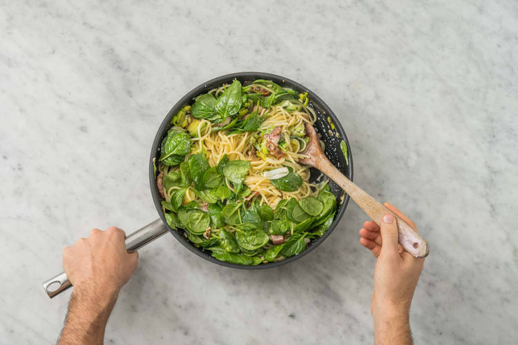 Tilsett spinat & spagetti