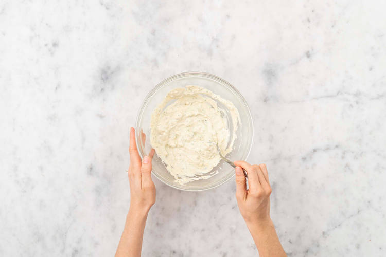 Faire la vinaigrette au bleu