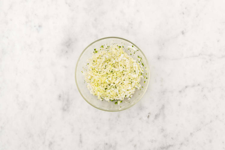 Förbered kålsallad