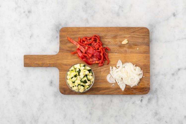 Couper et faire revenir