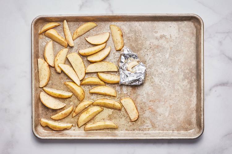 Roast Potatoes & Garlic