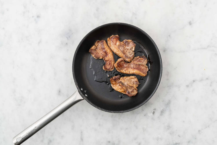 Pan-fry lamb chops