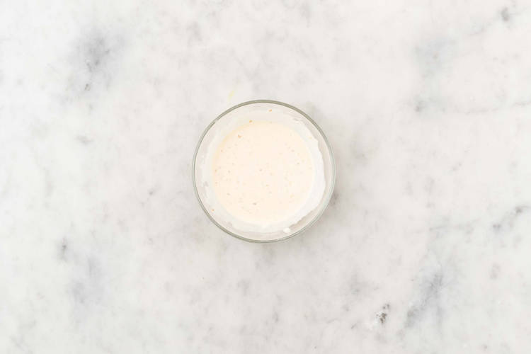 Préparer la vinaigrette au sésame