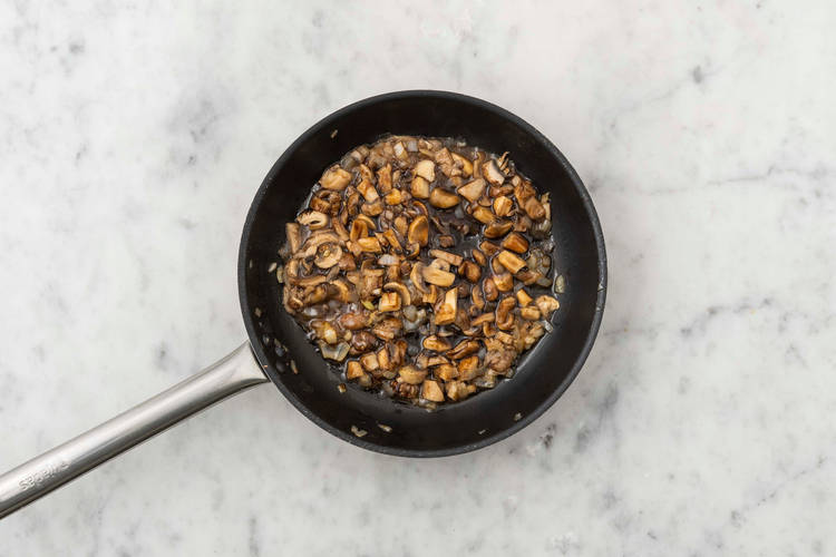 Start mushroom filling