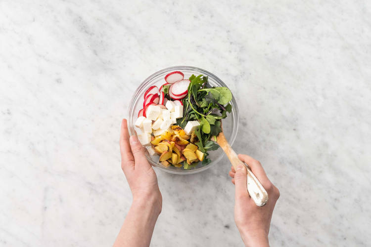 Blanda persikosallad