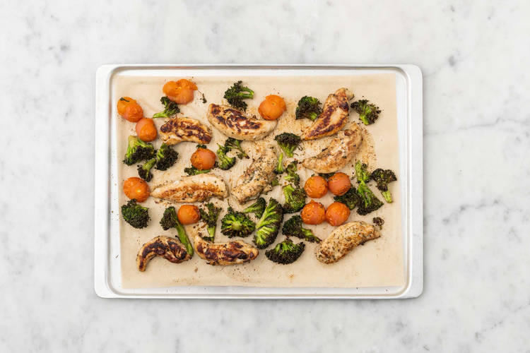 Faire rôtir le poulet et les légumes