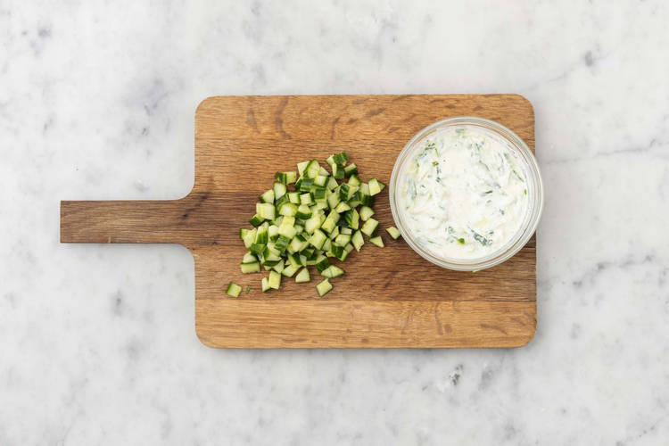 Préparer le tzatziki