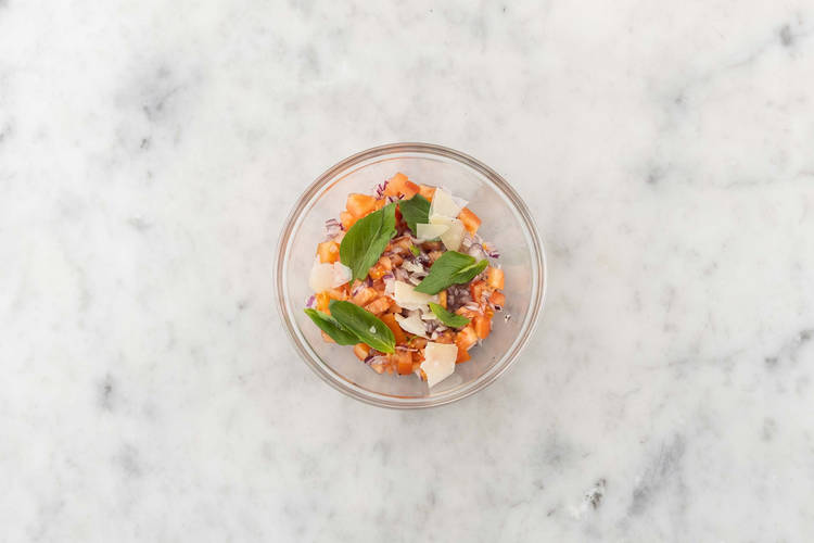 Bland tomatsalsa