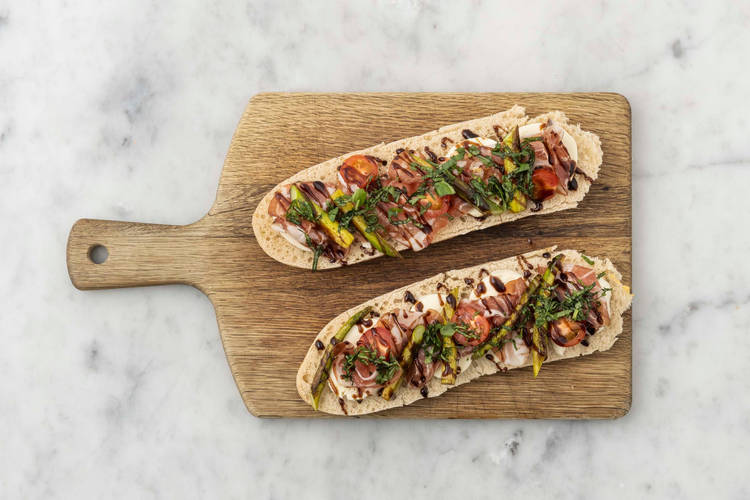 Faire les bruschettas