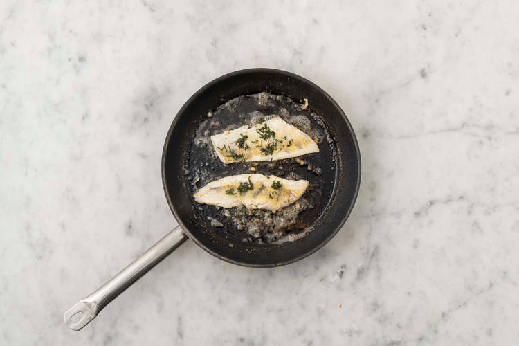 Cuire le filet de merlu