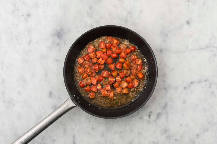 Préparer la sauce tomate