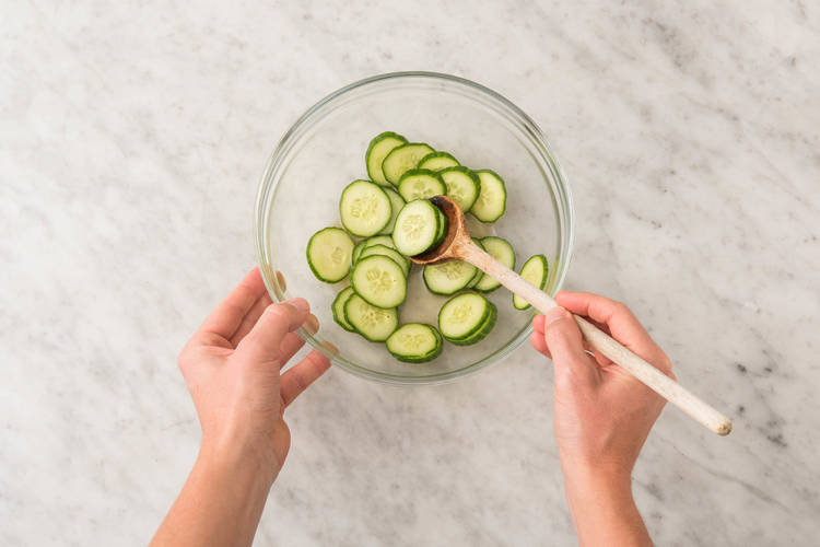 Préparer le concombre à l'aigre-douce