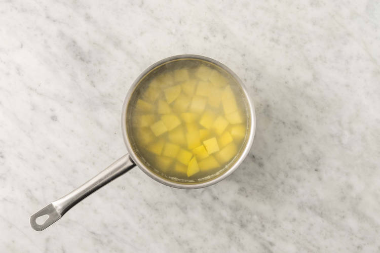 Faire cuire les pommes de terre