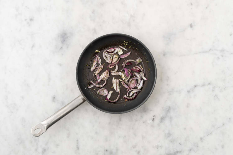 Faire cuire les oignons