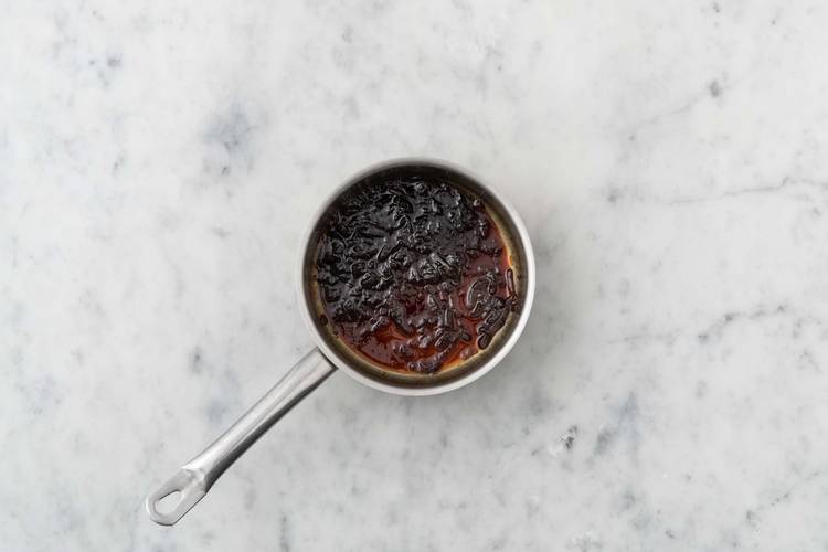 Simmer the Onion Gravy