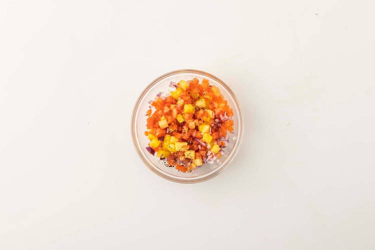 Mix Pineapple Salsa