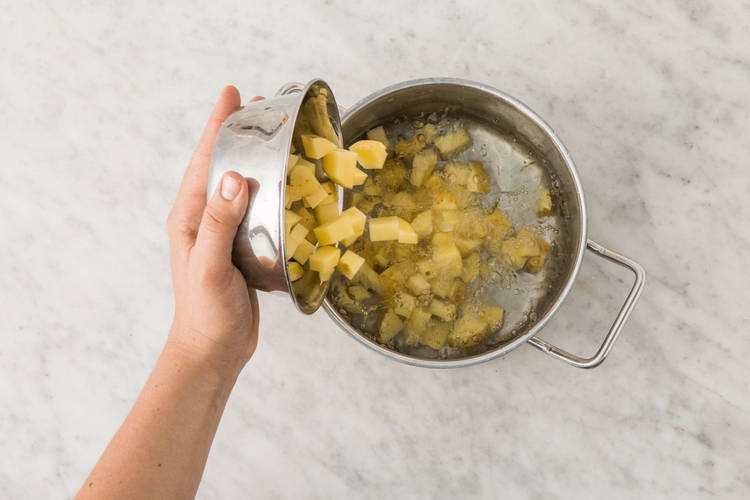 Faire cuire les pommes de terre