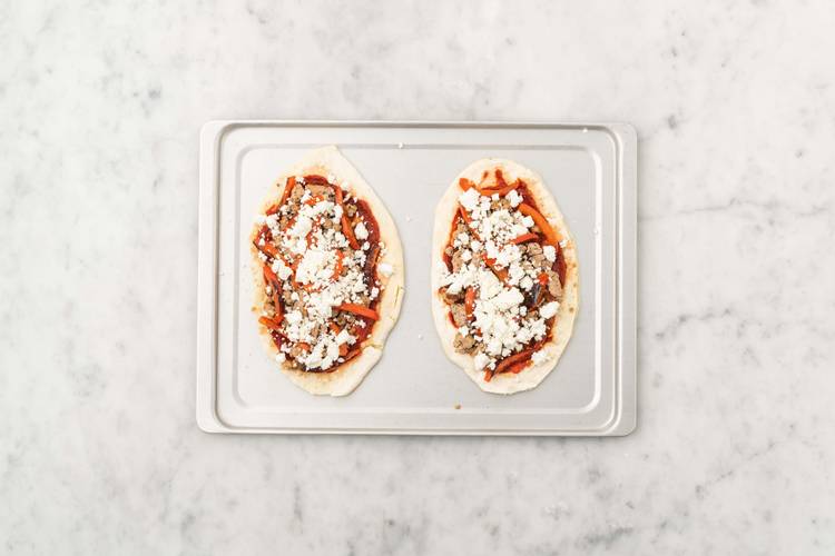 Assemble the Naanizzas