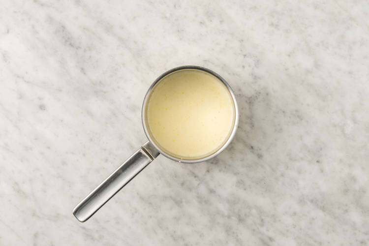 Préparer et faire chauffer la crème