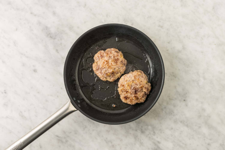 Cuocere gli hamburger