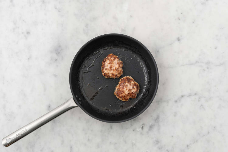 Cuire les burgers de poulet