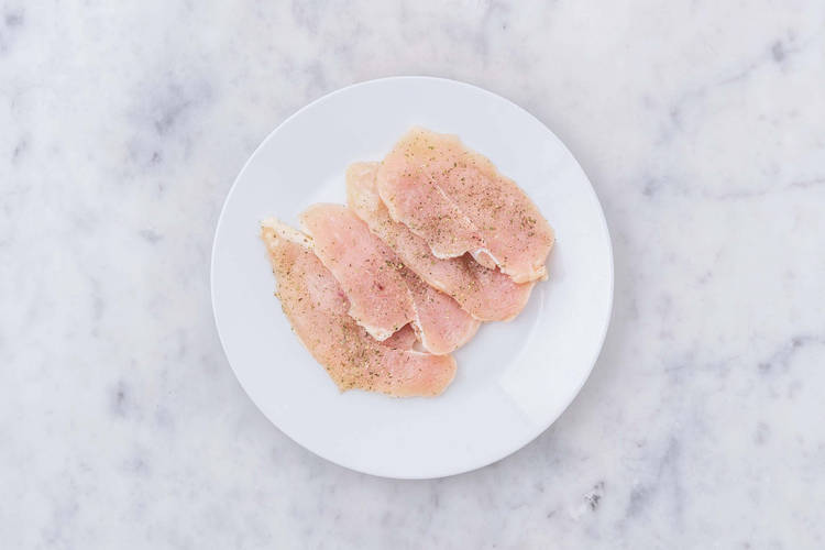 Préparer le poulet et les légumes