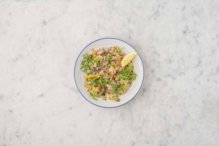 Préparer la salade et servir