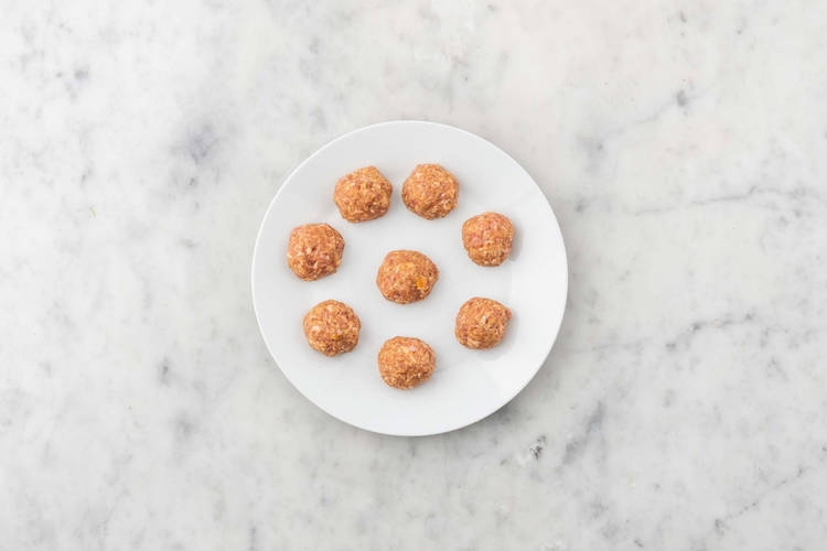 Form meatballs
