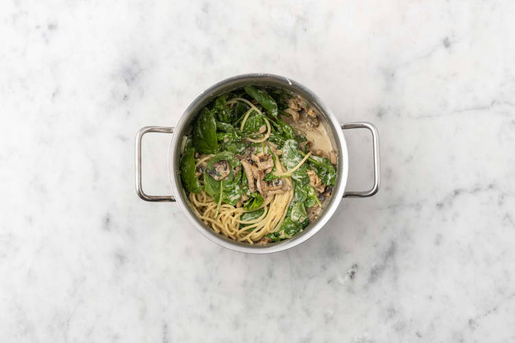 Make sauce and finish spaghetti