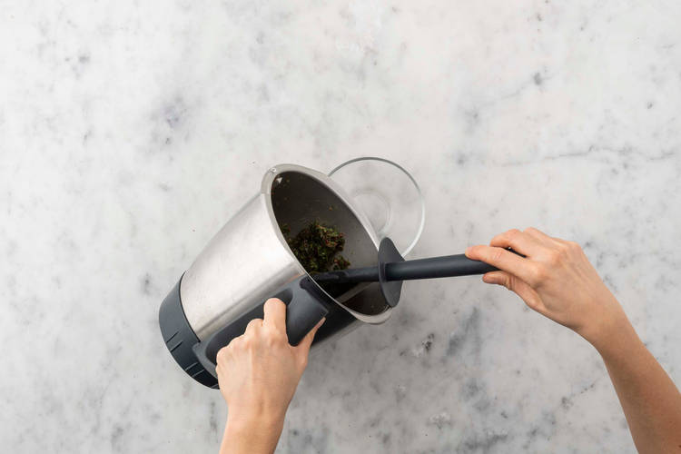 Für das Mandel-Kräuter-Öl