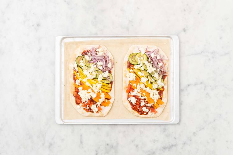 Flammkuchen beleggen