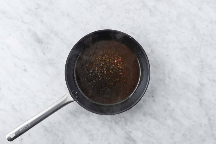 Préparer la sauce au gingembre